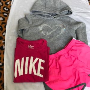Nike girls small size 6 set